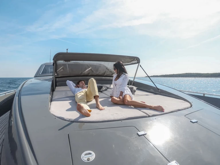 Bootverhuur Saint-Tropez goedkoop A4