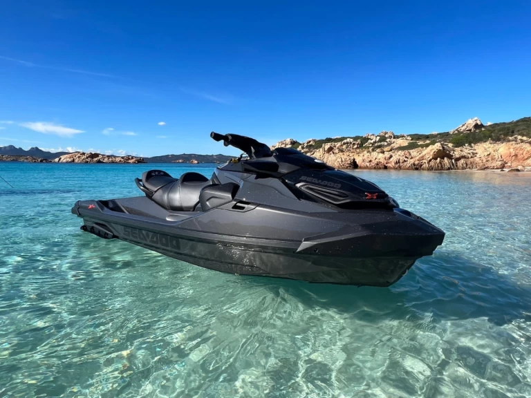 Jet Ski te huur in Marina di Portisco voor de beste prijs