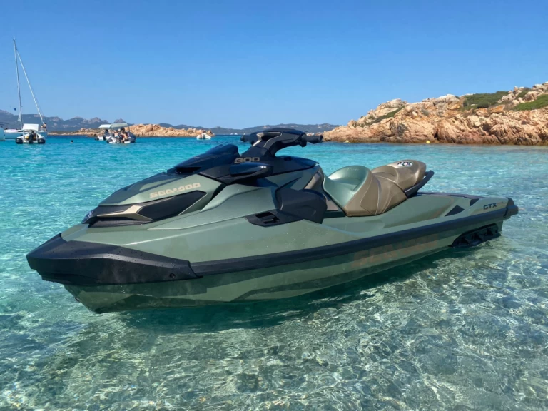 Verhuur Jet Ski in Marina di Portisco - Sea-Doo Seadoo GTX 300 cv