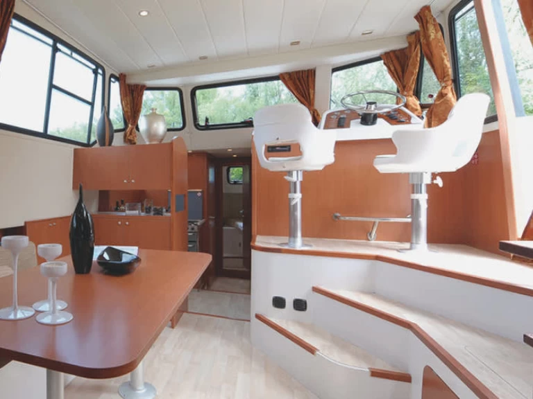 Le Boat Minuetto te huur van particulier of professional in Precenicco