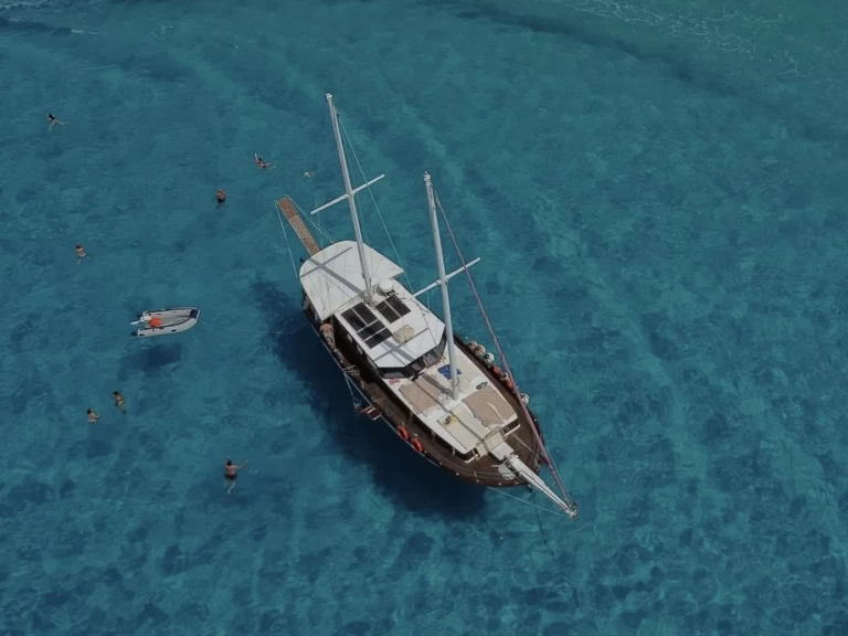 Verhuur Jacht Custom Gulet-Motor Sailor met vaarbewijs