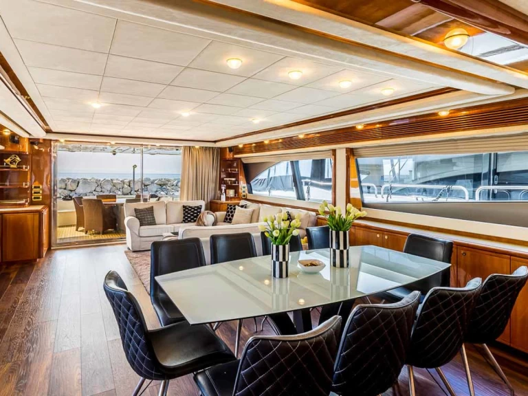 Bootverhuur Ferretti Ferretti 880 in Seget Donji via SamBoat