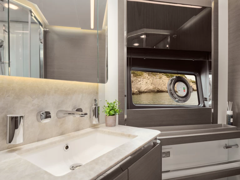 Verhuur Jacht in Seget Donji - Azimut Azimut S8