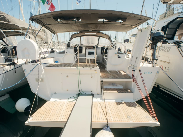 Verhuur Zeilboot Dufour met vaarbewijs