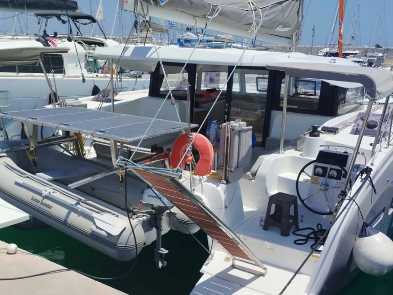 Catamaran te huur in Rhodes (City) voor de beste prijs