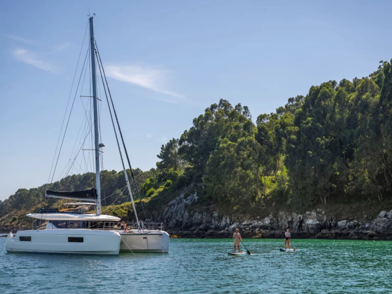 Huur Catamaran met of zonder schipper Lagoon in Lávrio