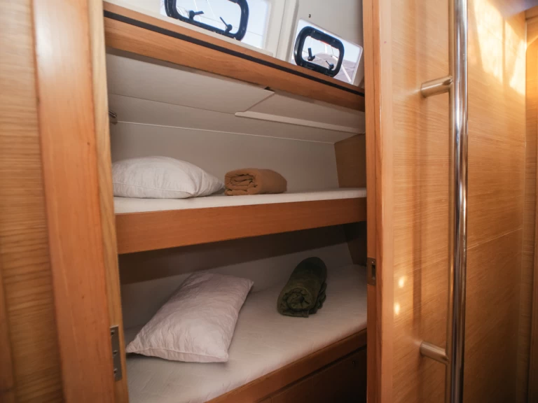 Huur een Dufour Dufour 56 Exclusive in Olbia