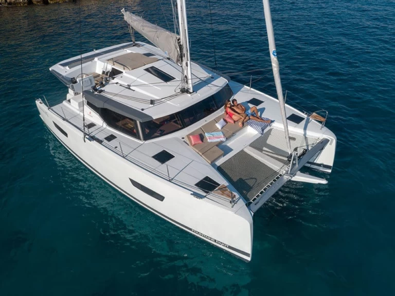 Fountaine Pajot Astrea 42 te huur van particulier of professional in Palermo