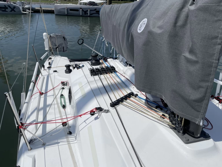Zeilboot te huur in Lorient voor de beste prijs
