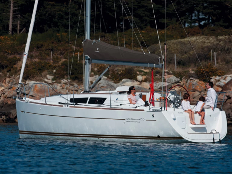 Verhuur Zeilboot in Saint-Quay-Portrieux - Jeanneau Sun Odyssey 33i