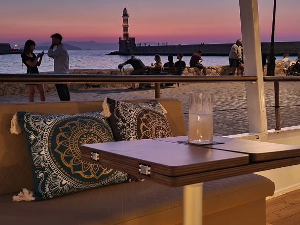 Huur Motorboot met of zonder schipper Custom Made in Chania Port