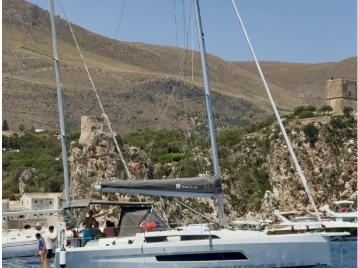 Verhuur Zeilboot in Castellammare del Golfo - Dufour Dufour 37