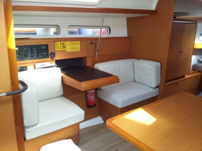 Bootverhuur Palamós goedkoop Sun Odyssey 419