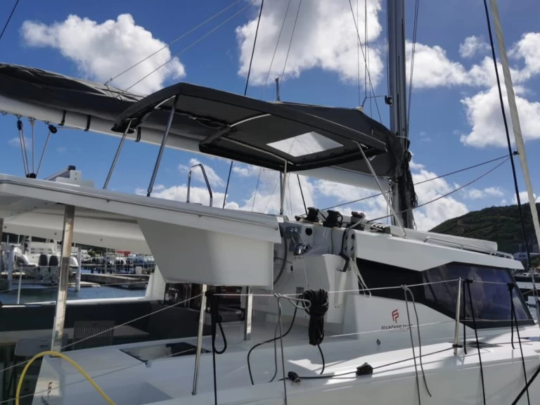 Bootverhuur Fountaine Pajot Isla 40 in Propriano via SamBoat