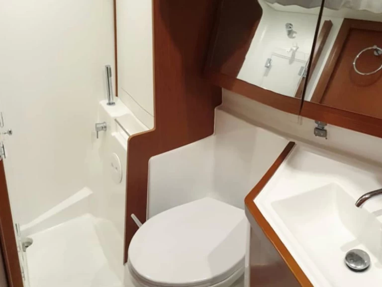 Verhuur Zeilboot in San Miguel De Abona - Bénéteau Oceanis 45