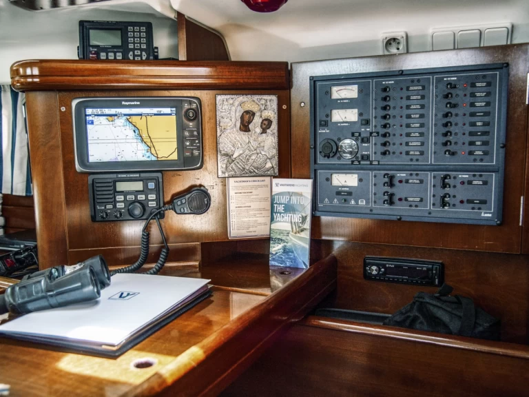 Verhuur Zeilboot in Kallithea - Bénéteau Oceanis 473