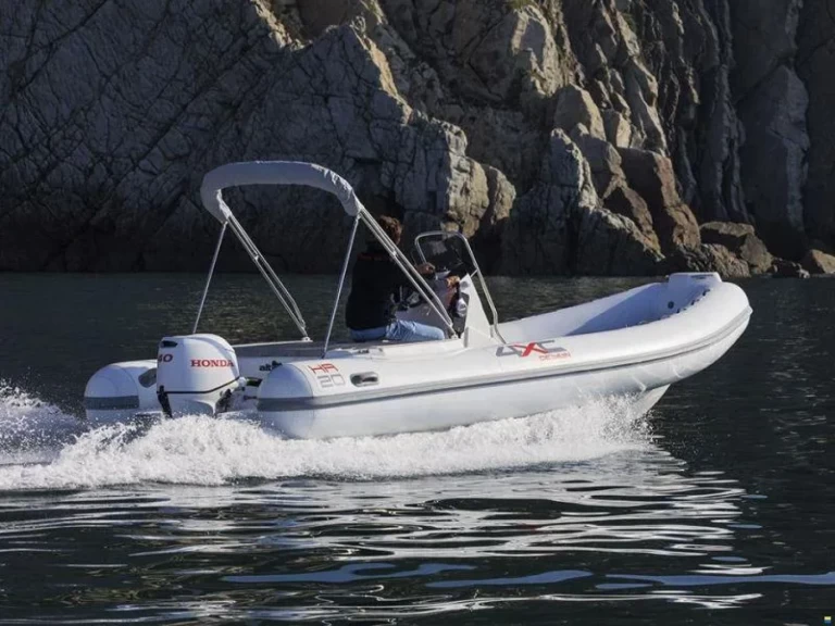 Huur RIB met of zonder schipper 4XC in Saint-Florent