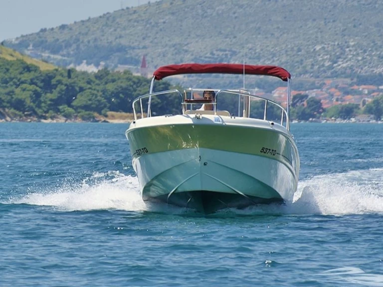 Verhuur Motorboot Mingolla met vaarbewijs