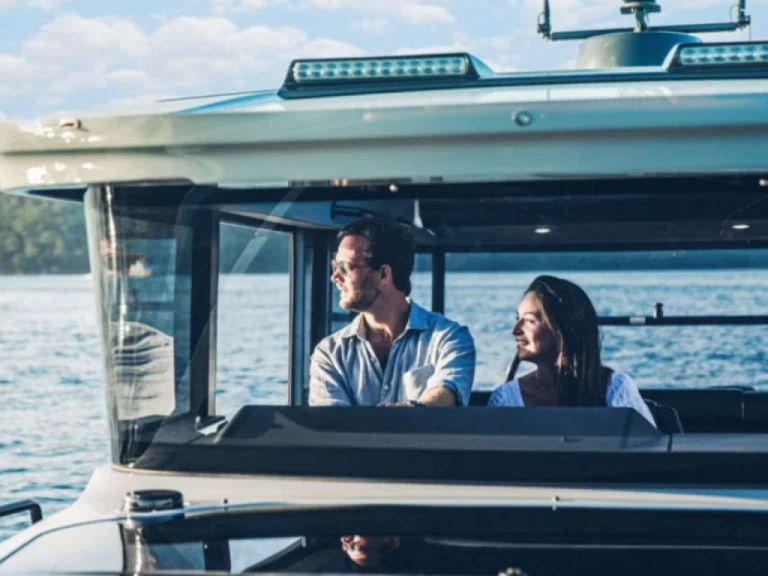 Huur een Axopar Axopar 37 XC Cross Cabin in Portofino