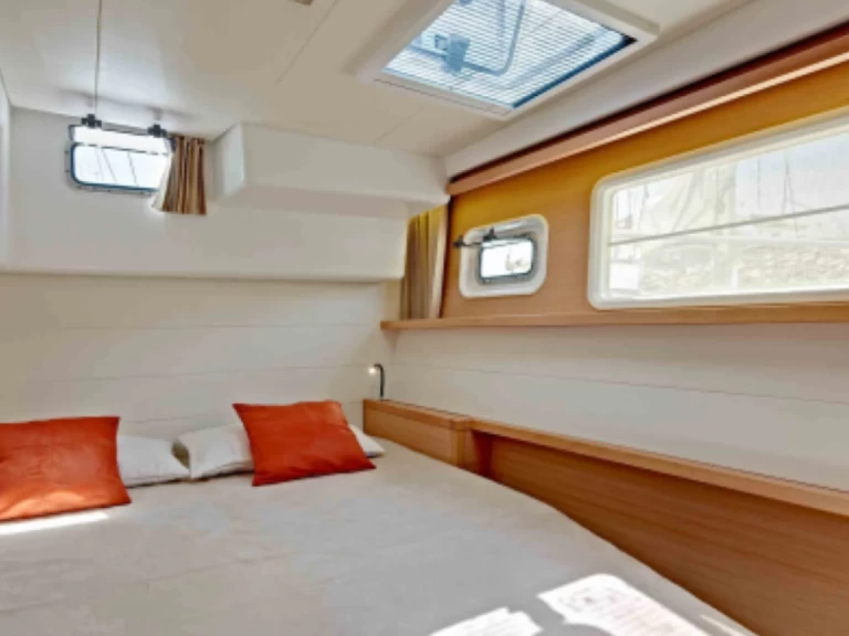 Bootverhuur Portofino goedkoop Lagoon 450 F