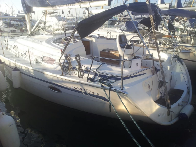 Bootverhuur Bavaria Bavaria 40 Cruiser in Palma de Mallorca via SamBoat