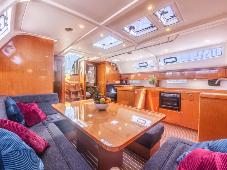 Verhuur Zeilboot Bavaria met vaarbewijs