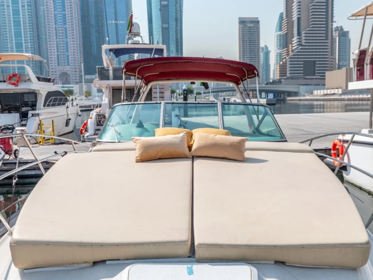 Huur een Régal 33ft in Dubai Marina