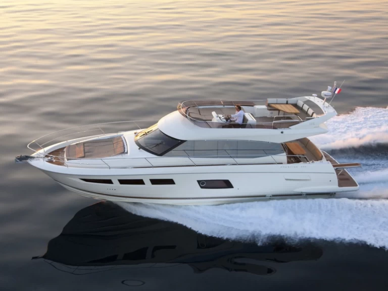 Jachthuur in Saint-Tropez - Sunseeker Sunseeker 60 via SamBoat