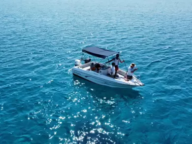 Motorboot te huur in Zakynthos voor de beste prijs