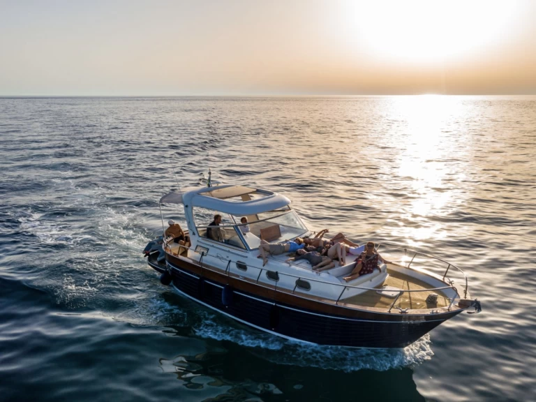 Motorboot te huur in Sorrento voor de beste prijs