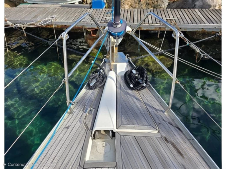 Huur Zeilboot met of zonder schipper Dufour in Carrara