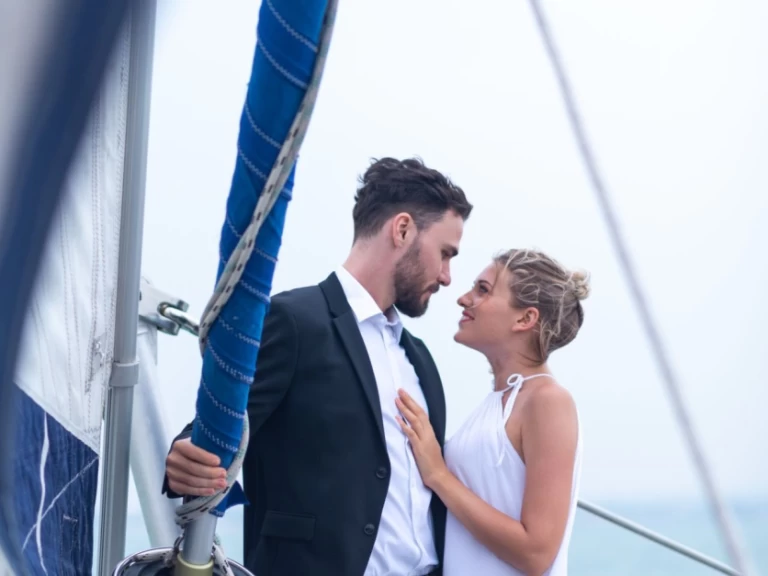 Verhuur Zeilboot Custom Made met vaarbewijs