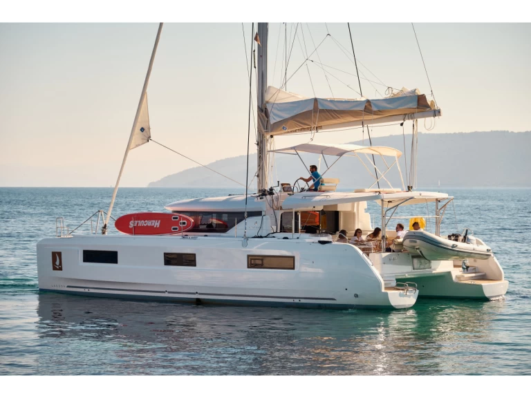 Catamaran te huur in Trogir voor de beste prijs