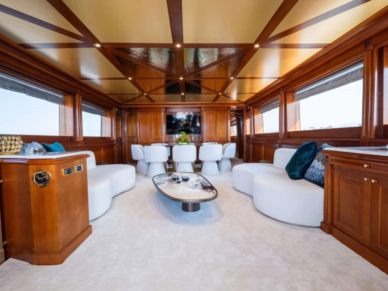 Huur een Baglietto AQUILA in Ellinikó