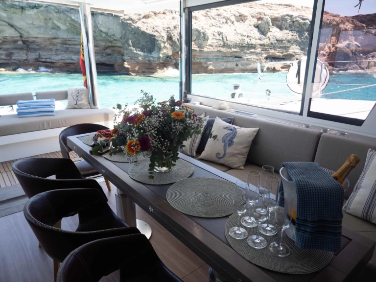 Huur een Bali Bali 5.4 in Port d'Andratx