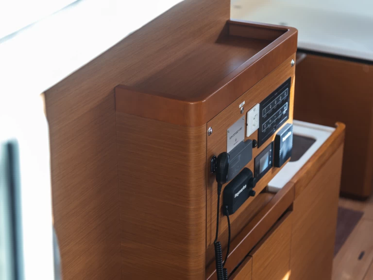 Huur Zeilboot met of zonder schipper Jeanneau in Olbia