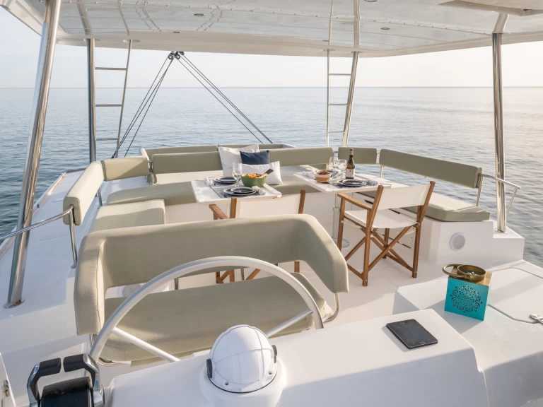 Catamaran te huur in Port d'Andratx voor de beste prijs