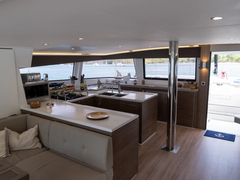 Huur een Bali Bali 5.4 in Sitges