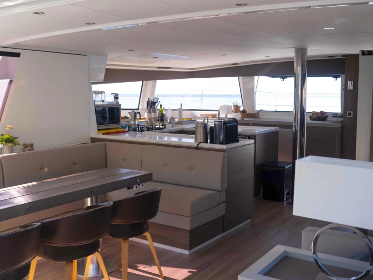 Bootverhuur Sitges goedkoop Bali 5.4