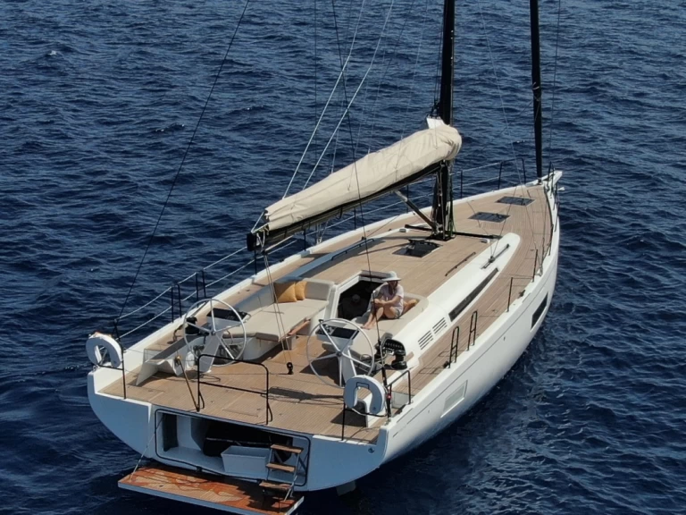 Bootverhuur Bénéteau First 53 in Cugnana Verde via SamBoat