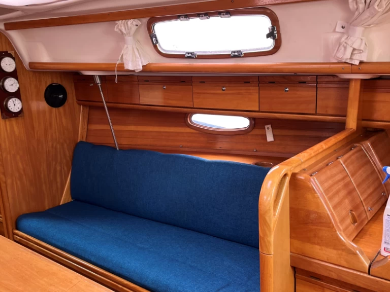 Jachthuur in Izola - Bavaria Bavaria 33 Cruiser via SamBoat