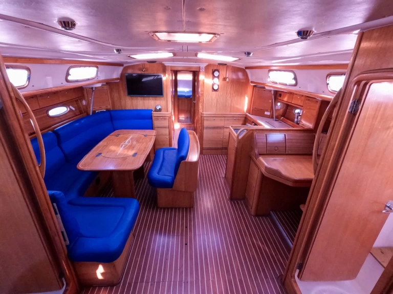 Huur een Bavaria Bavaria 50 Cruiser in Izola