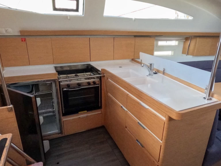 Huur een Elan Impression 45 in Izola