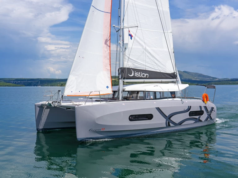 Huur Catamaran met of zonder schipper Excess in Skradin