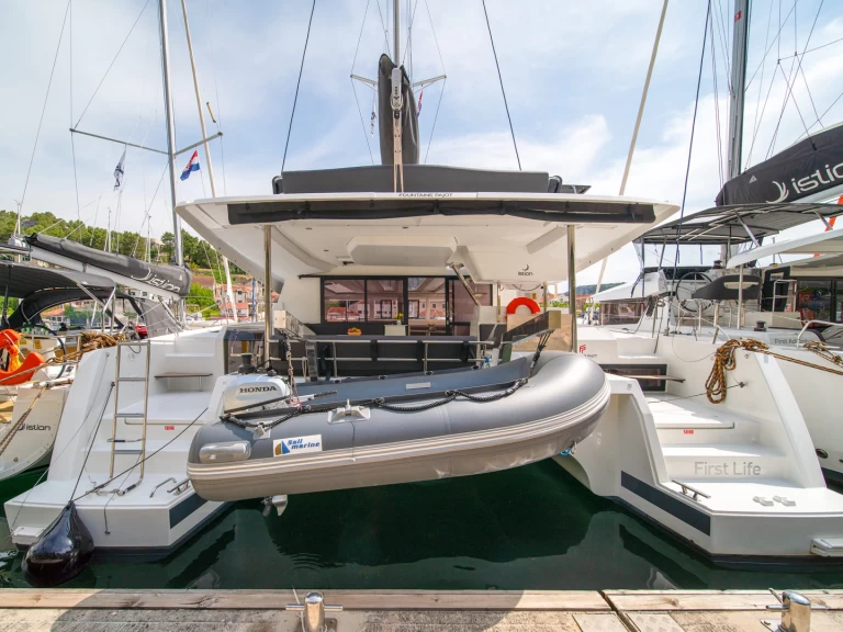 Verhuur Catamaran in Skradin - Fountaine Pajot Tanna 47