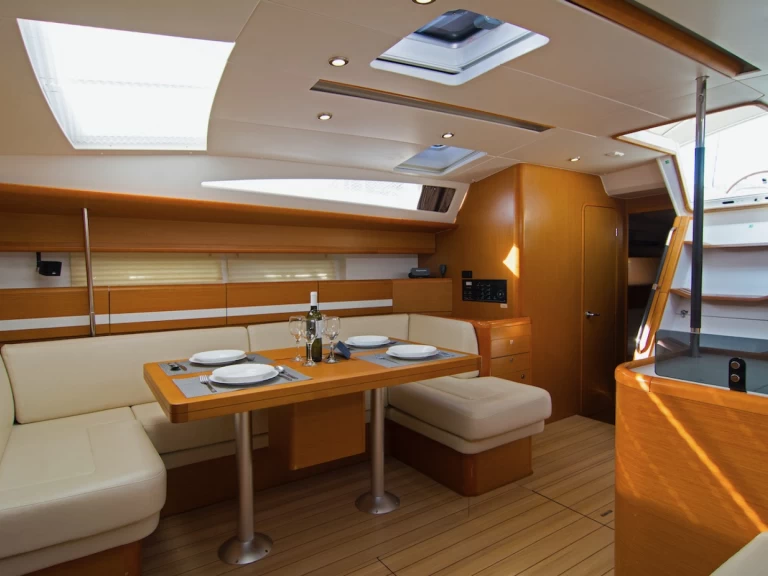 Verhuur Zeilboot in Komolac - Jeanneau Jeanneau 53