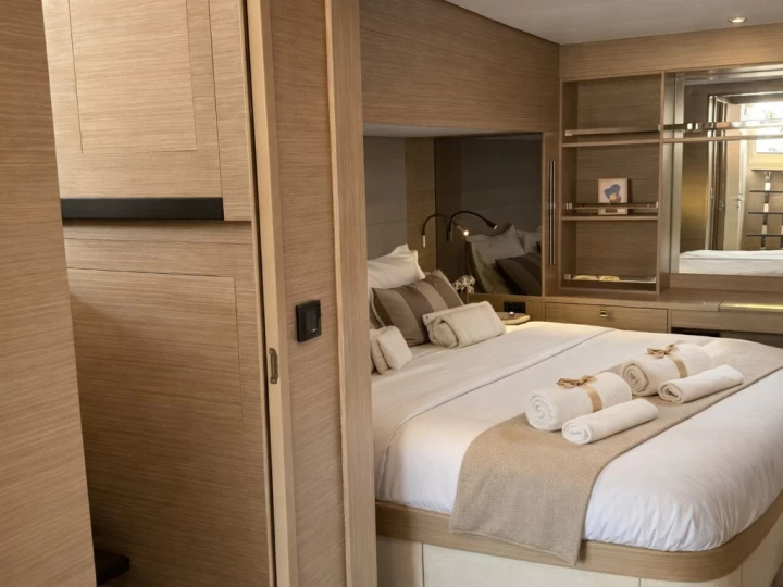 Catamaran te huur in Kaštela voor de beste prijs