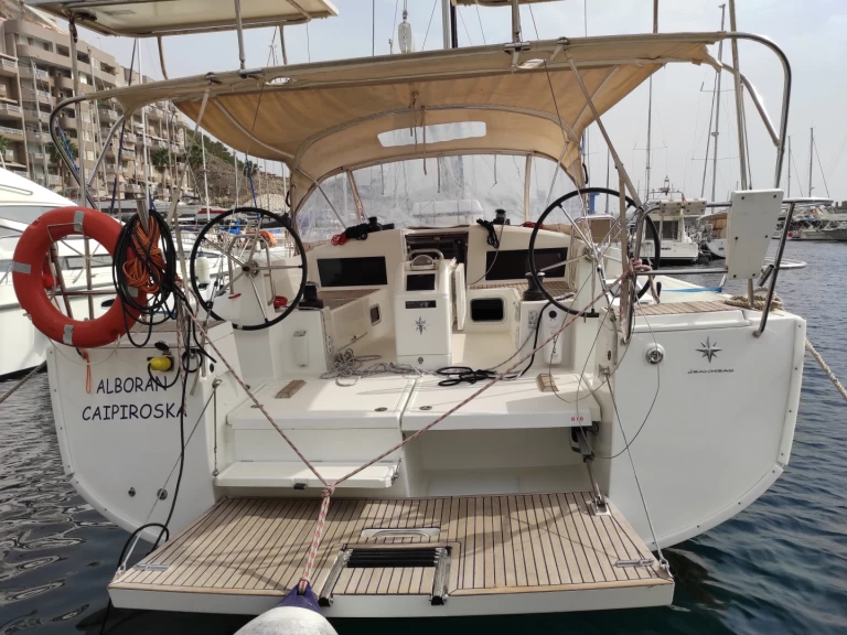 Jachthuur in Palma de Mallorca - Jeanneau Sun Odyssey 440 via SamBoat