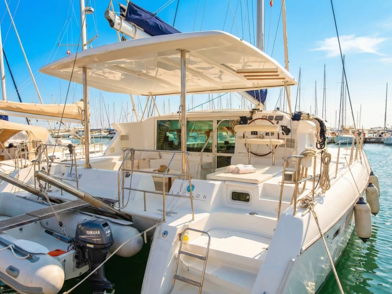 Verhuur Catamaran in Athene - Lagoon Lagoon 42