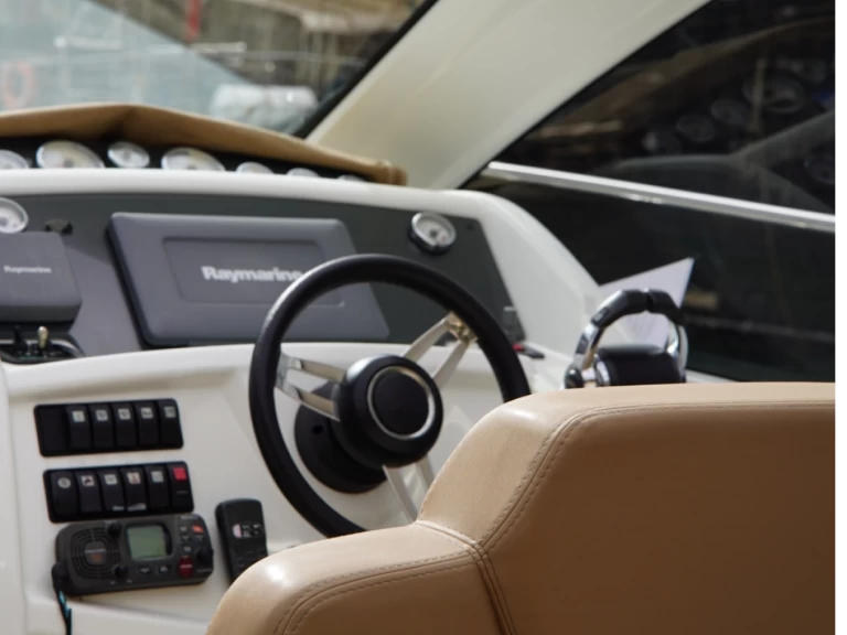 Verhuur Motorboot in Madeira Islands - Jeanneau LEADER 9 HT